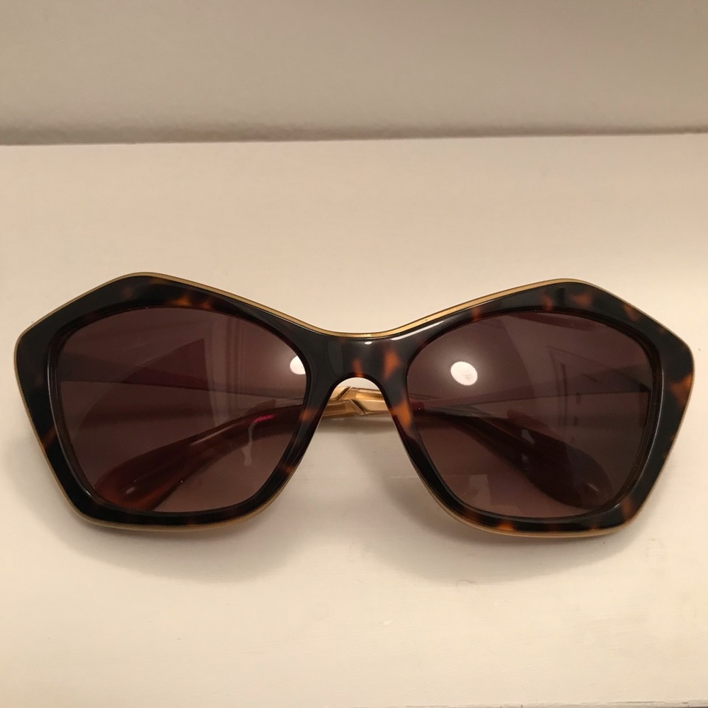 MIU MIU Sunglasses